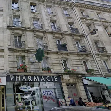 Classic Parisian 2 Bedroom Flat In 10 Appartamento *
